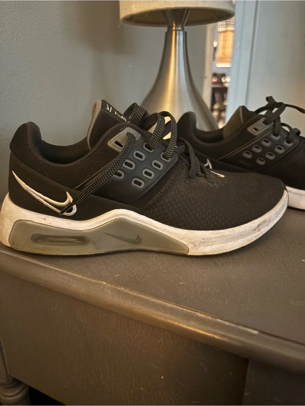 Nike women’s  Black Running Shoes - Lightweight Cushioned Design